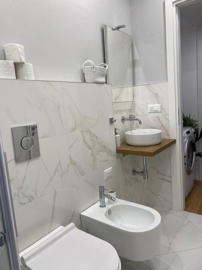 Gramsci 2 - Cozy Apartment Near Sempione Park! Milan Luaran gambar